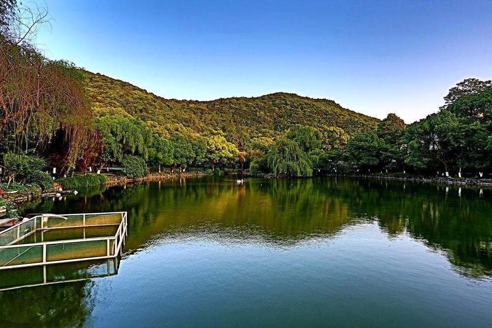 Jade Emperor Hotel Hangzhou Exterior photo