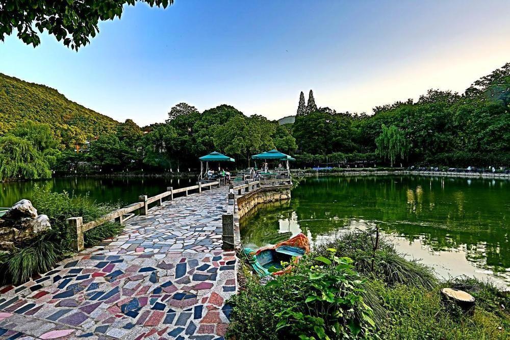 Jade Emperor Hotel Hangzhou Exterior photo